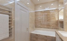 Ванная комната 18 кв. м в современном классическом стиле.