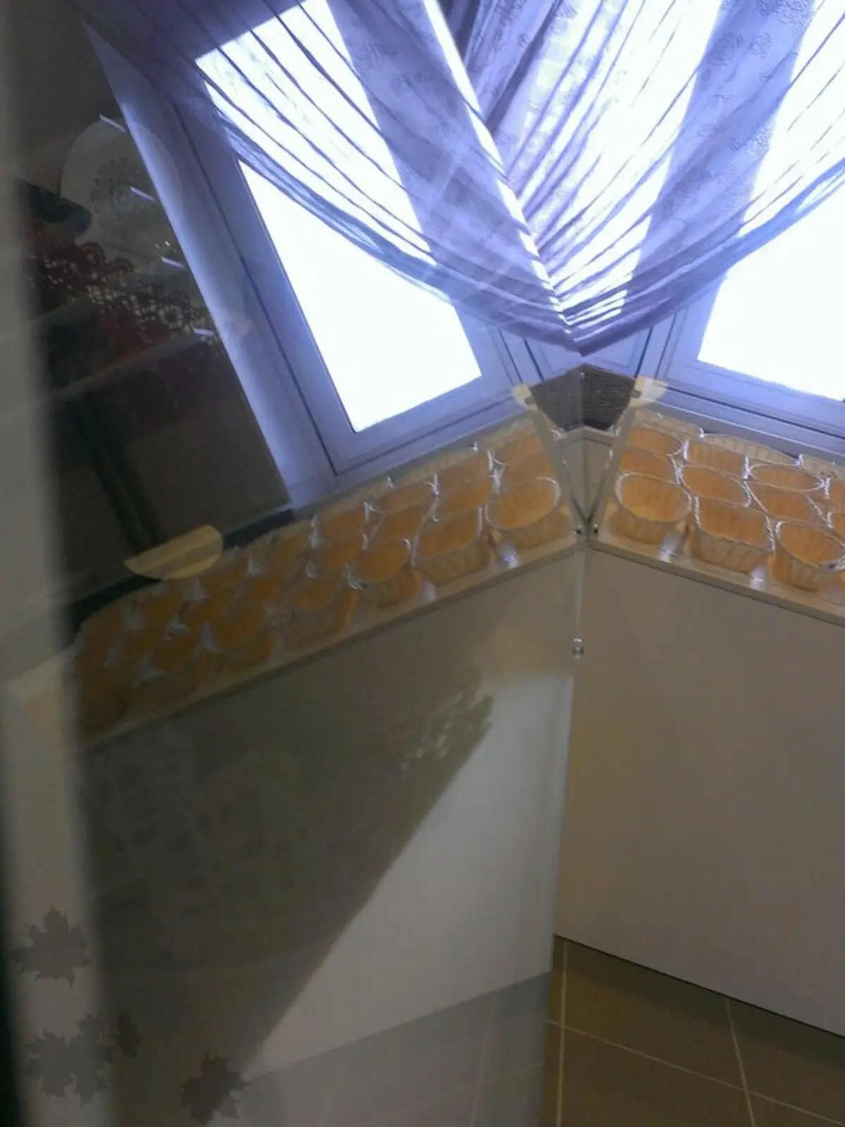 Меблировка магазина сладостей от Premier Garden 3
