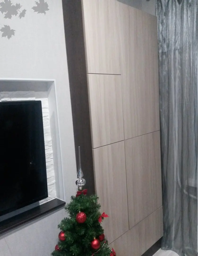 Закрытый книжный стеллаж от Premier Garden 2