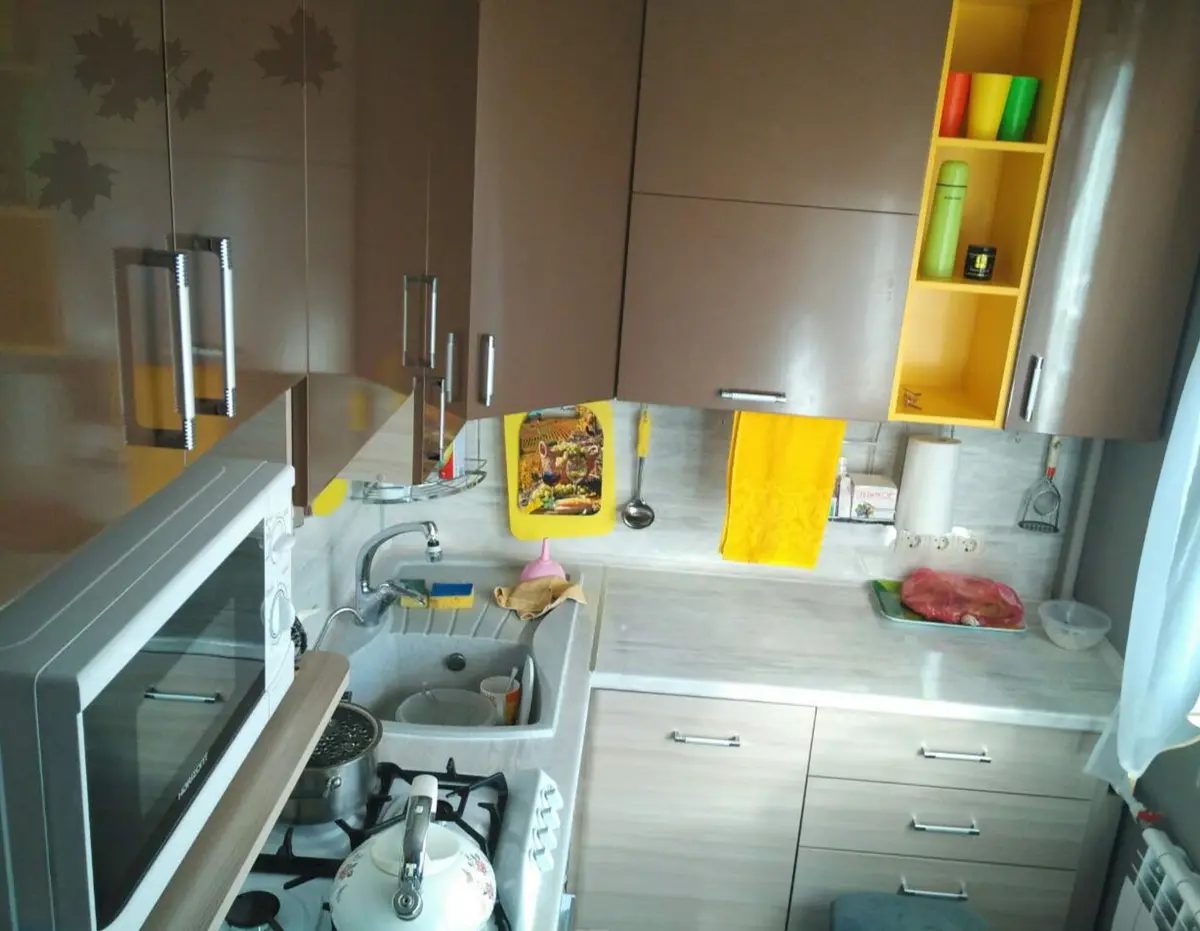 Кухня в Брежневке от Premier Garden 2