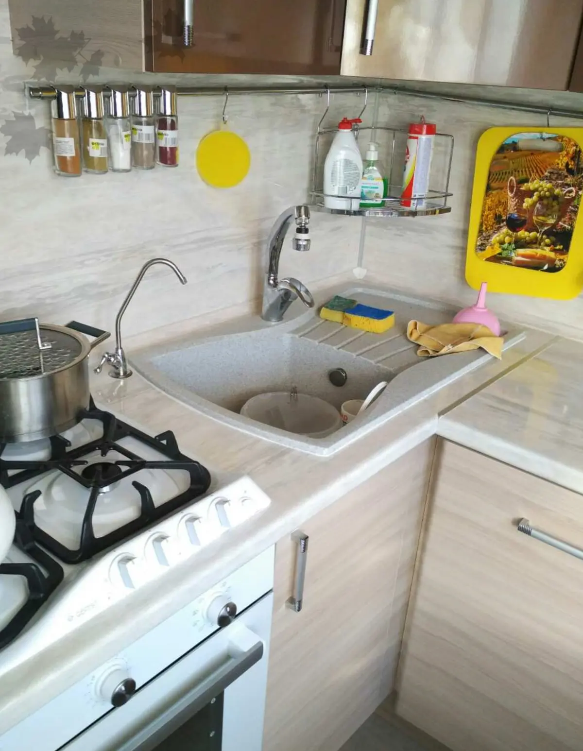 Кухня в Брежневке от Premier Garden 6