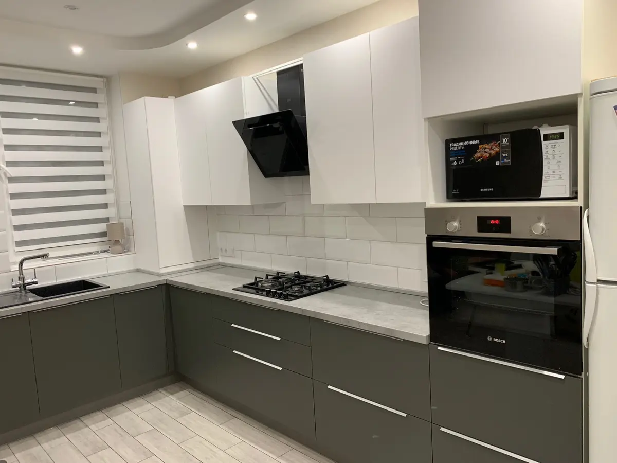 Кухонный гарнитур от Premier Garden в мжк Счастье 2