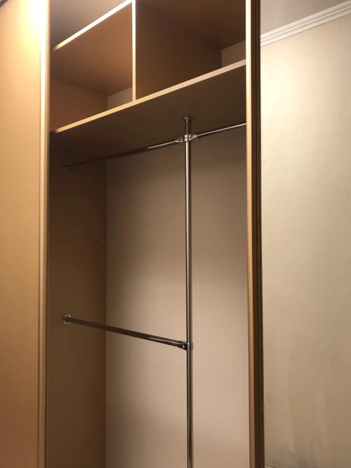 Шкаф купе от Premier Garden  3