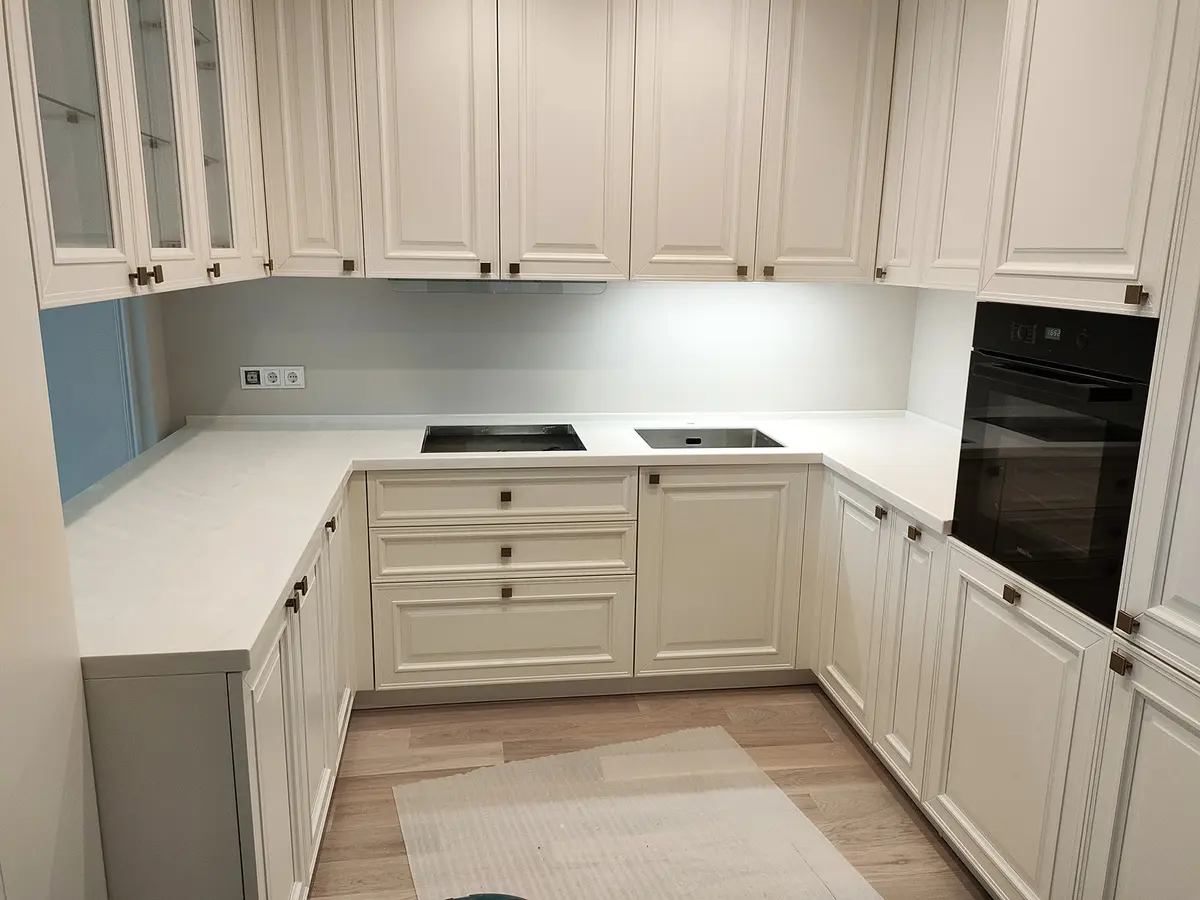 Столешница для кухни из искусственного камня Grandex Marble 2