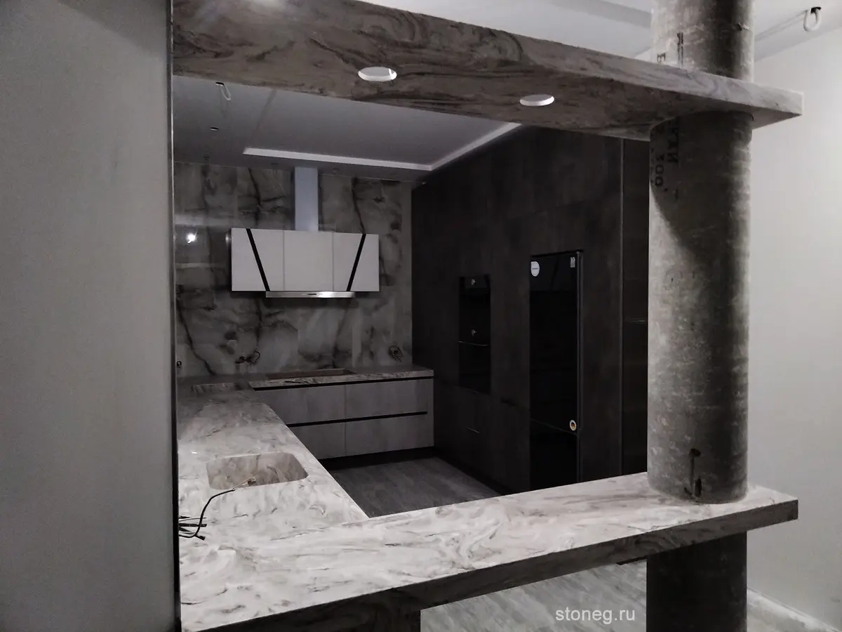 Кухонная столешница и барная из искусственного камня Corian под мрамор 2