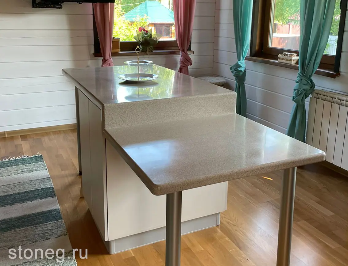 Двухуровневая столешница для кухонного острова из камня Hi-Macs  1