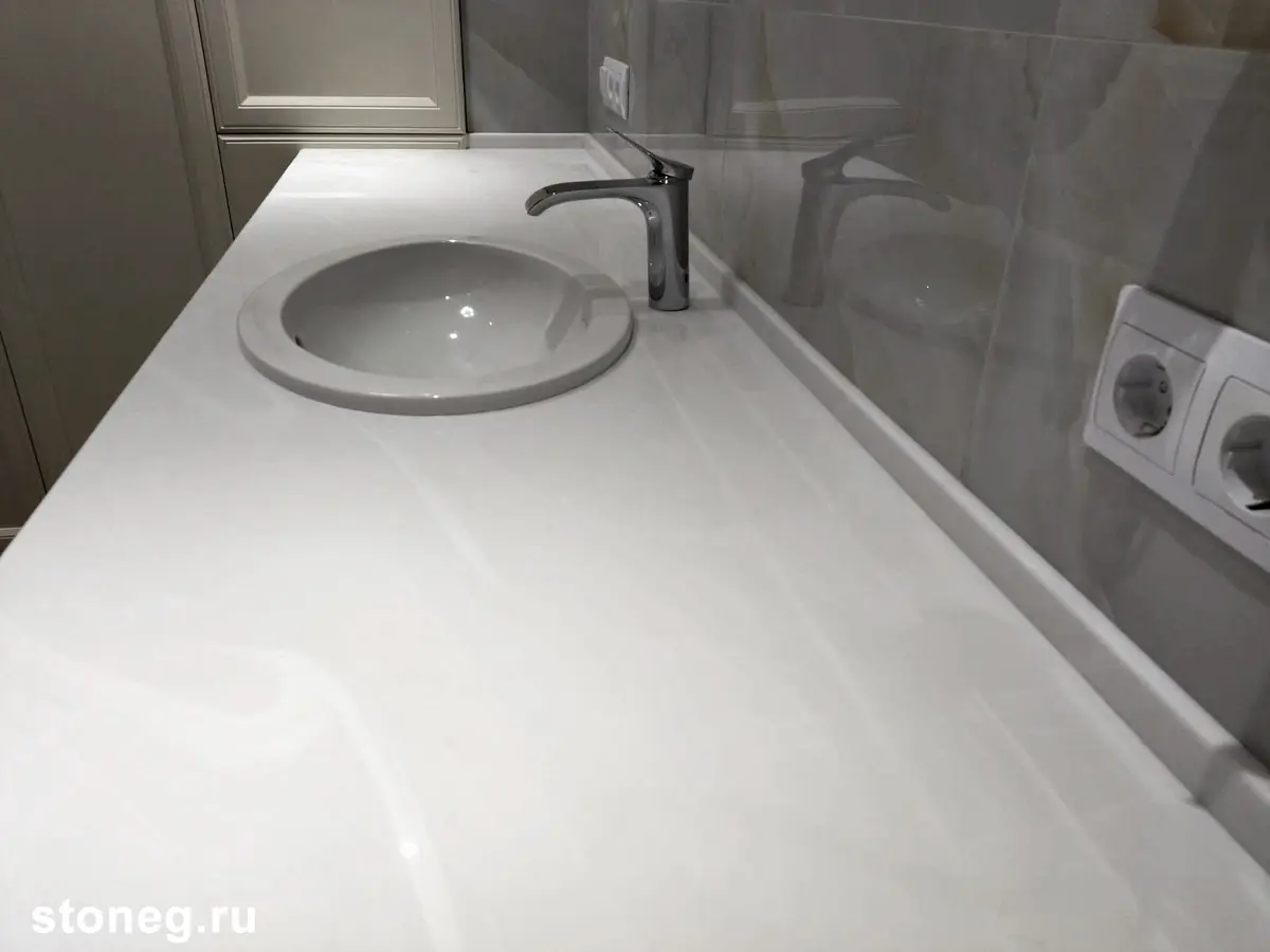 Мраморная столешница из камня Corian для ванной  3