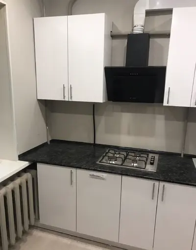 Кухонный гарнитур от Premier Garden: когда на кухне ну очень много труб