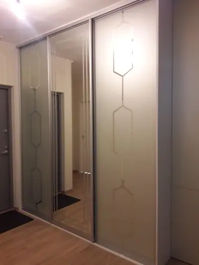 Шкаф купе от Premier Garden.